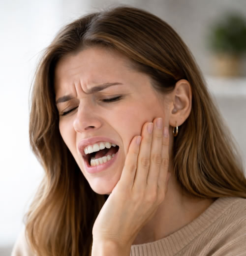 femme en mal-occlusion dentaire